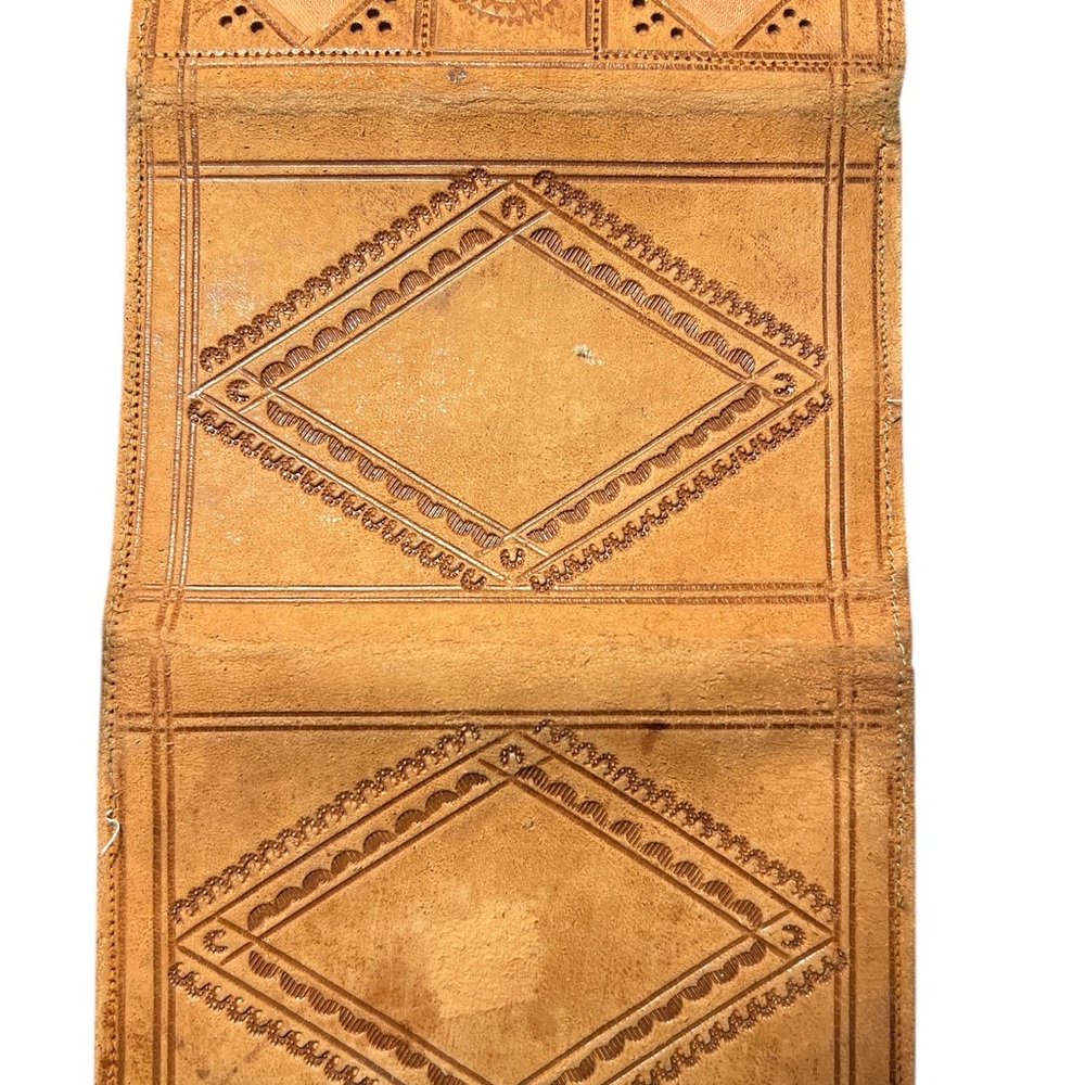 Vintage Hand Tooled Med Leather Wallet Boho Western Style - Picture 5 of 6